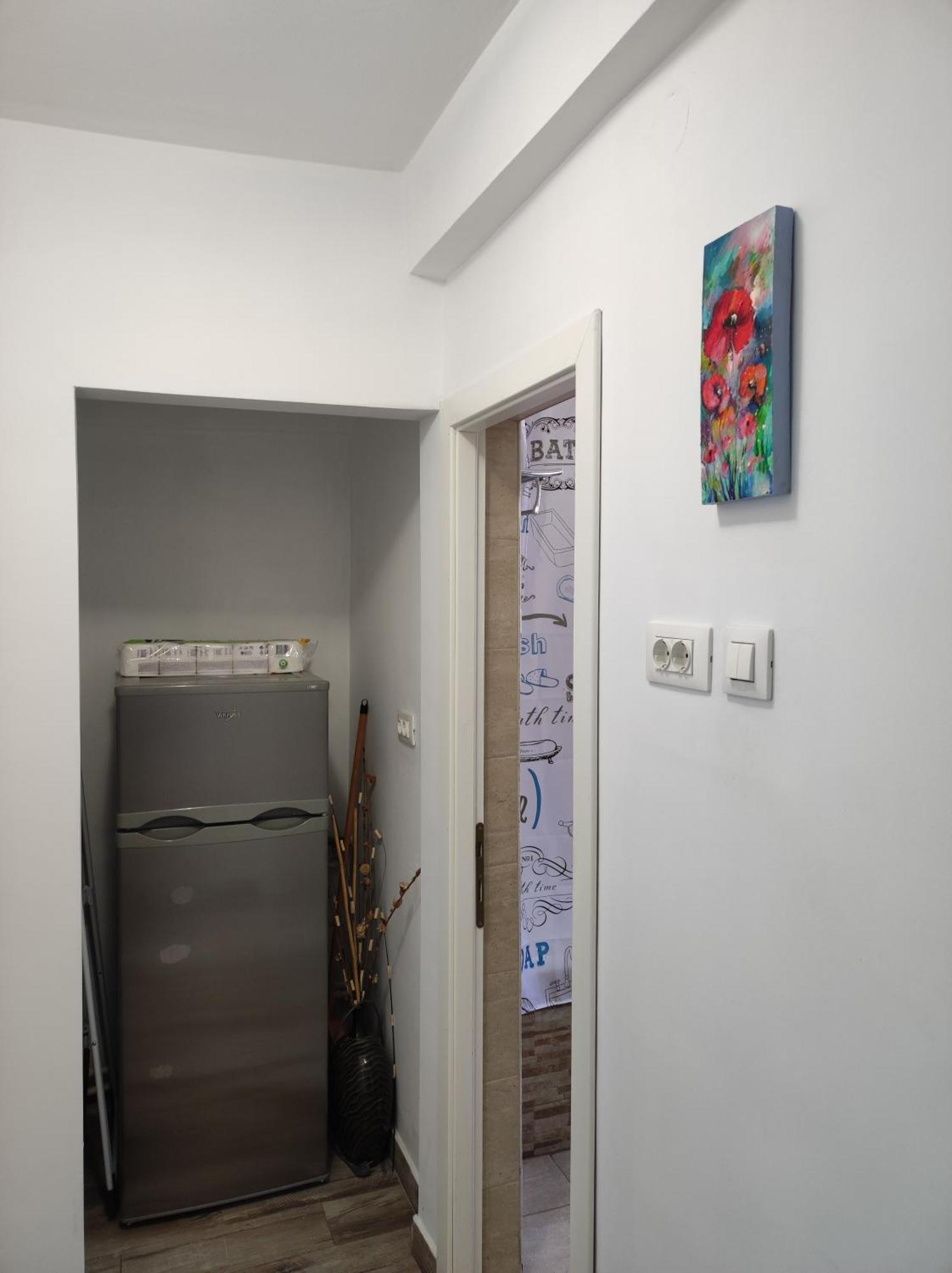 Appartement Tomis 99 *